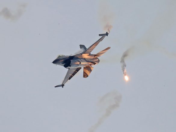 General Dynamics F-16AM Fighting Falcon des belgischen F-16 Solo Display Teams DARK FALCON | FA-101 © Doppeladler.com