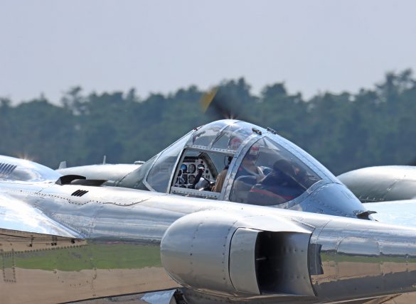 Lockheed P-38L Lightning der Flying Bulls | N25Y © Doppeladler.com
