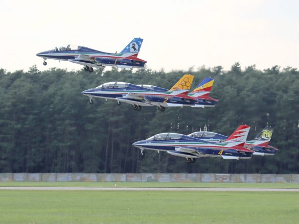 Italienisches Kunstflugteam Frecce Tricolori auf Aermacchi MB-339 PAN © Doppeladler.com