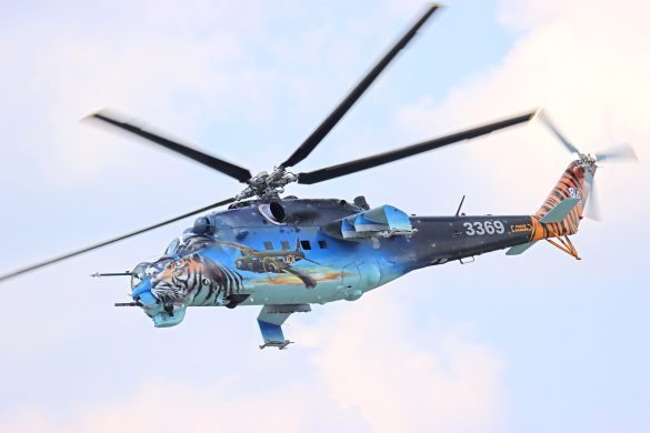 Mil Mi-35M Hind im Sonderanstrich "80 Jahre 311th Czechoslovak Bomber Squadron der RAF" | 3369 © Doppeladler.com