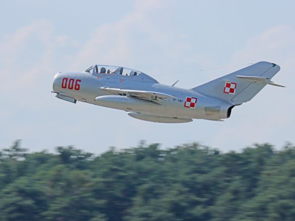 Very SPECJALNY: Mikoyan-Gurevich MiG-15 UTI / LIM-2 aus Polen / BJ 1953 | SP-YNZ © Doppeladler.com