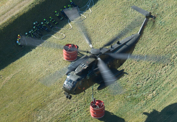 Sikorsky CH-53GS der Deutschen Luftwaffe - Achtung vor dem Downwash | 84+42 © Bundesheer