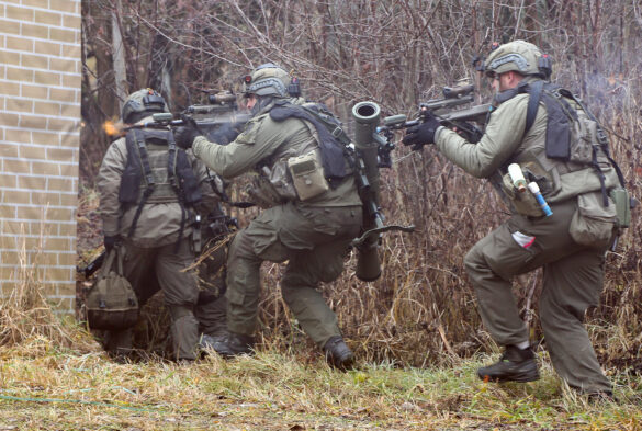 Die WAFOR kämpft sich Haus um Haus vor © Bundesheer