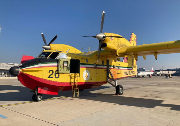 Canadair CL-415 am Flughafen Wien-Schwechat, von wo aus die Einsätze geflogen wurden © SPK Schwechat