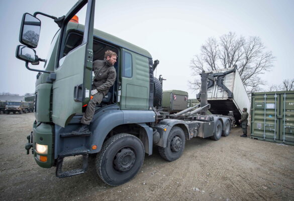 Hakenladesystem MAN 38.440 8x6 © Bundesheer