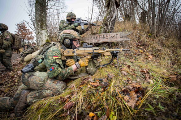 MG-Schütze mit dem 7,62 mm Maschinengewehr MG5 © Bundesheer