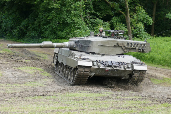 Kampfpanzer Leopard 2A4 © Doppeladler.com