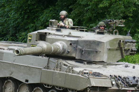 Kampfpanzer Leopard 2A4 © Doppeladler.com