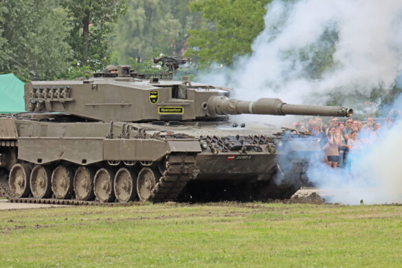 Kampfpanzer Leopard 2A4 © Doppeladler.com