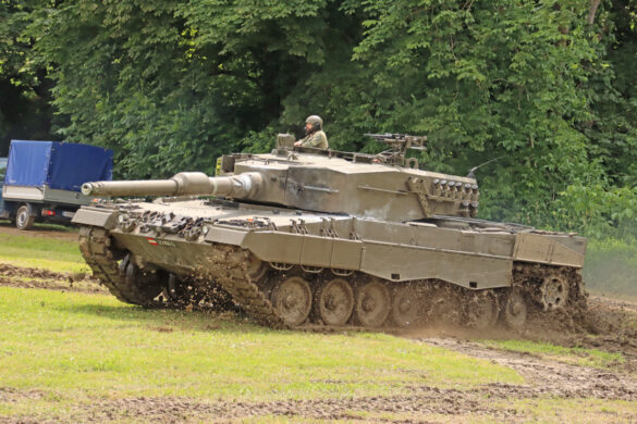 Kampfpanzer Leopard 2A4 © Doppeladler.com