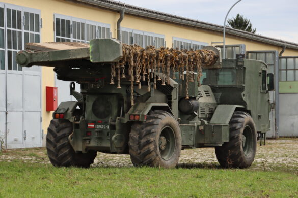 Hydrema Minenräumgerät 910 MCV-2 © Doppeladler.com