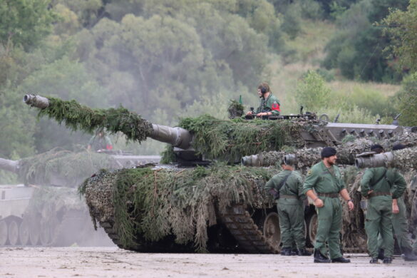 Kampfpanzer Leopard 2A4 © Doppeladler.com