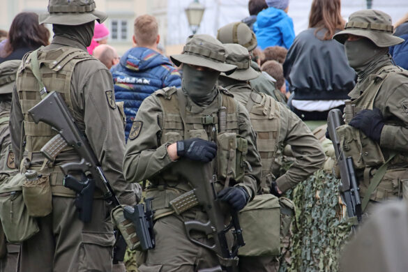 Aufklärer vom Aufklärungs- und Artilleriebataillon AAB3 aus Mistelbach © Doppeladler.com