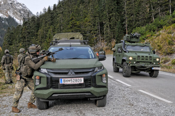Mitsubishi L200 und GMF Husar © Bundesheer