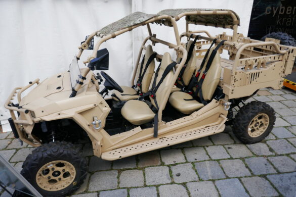 Polaris MRZR D4 - Erprobungsfahrzeug beim ARWT © Doppeladler.com