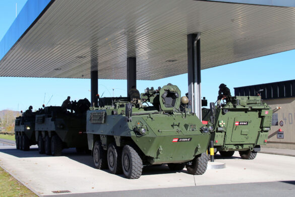PANDUR Evolution an der Tankstelle © Bundesheer