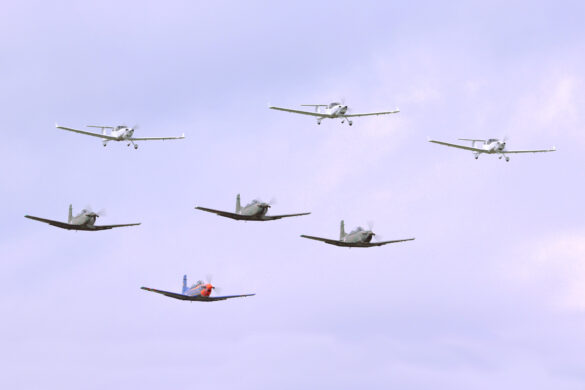 Schulformation - Diamond DA-40 NG und Pilatus PC-7 Turbo Trainer © Doppeladler.com